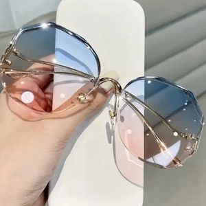 Women's Metal Fashion Sunglasses UV400